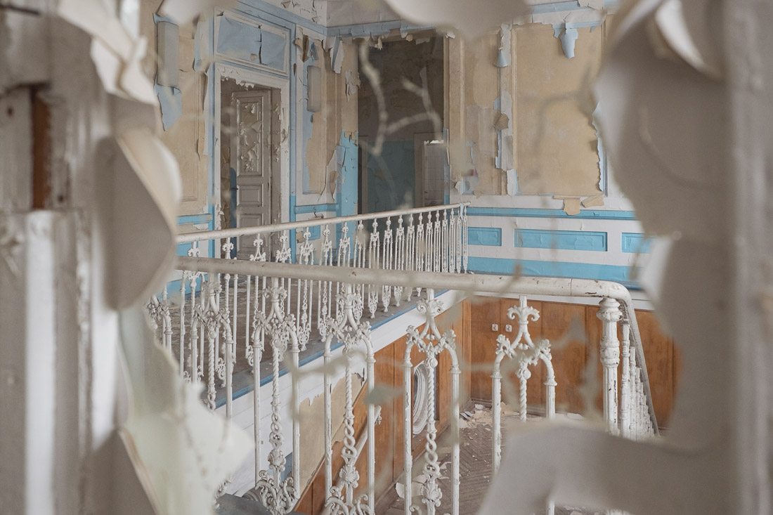 nna rusilko fotografia photography pałac palace zima winter white śnieg snow abandoned opuszczone urbex buszujący