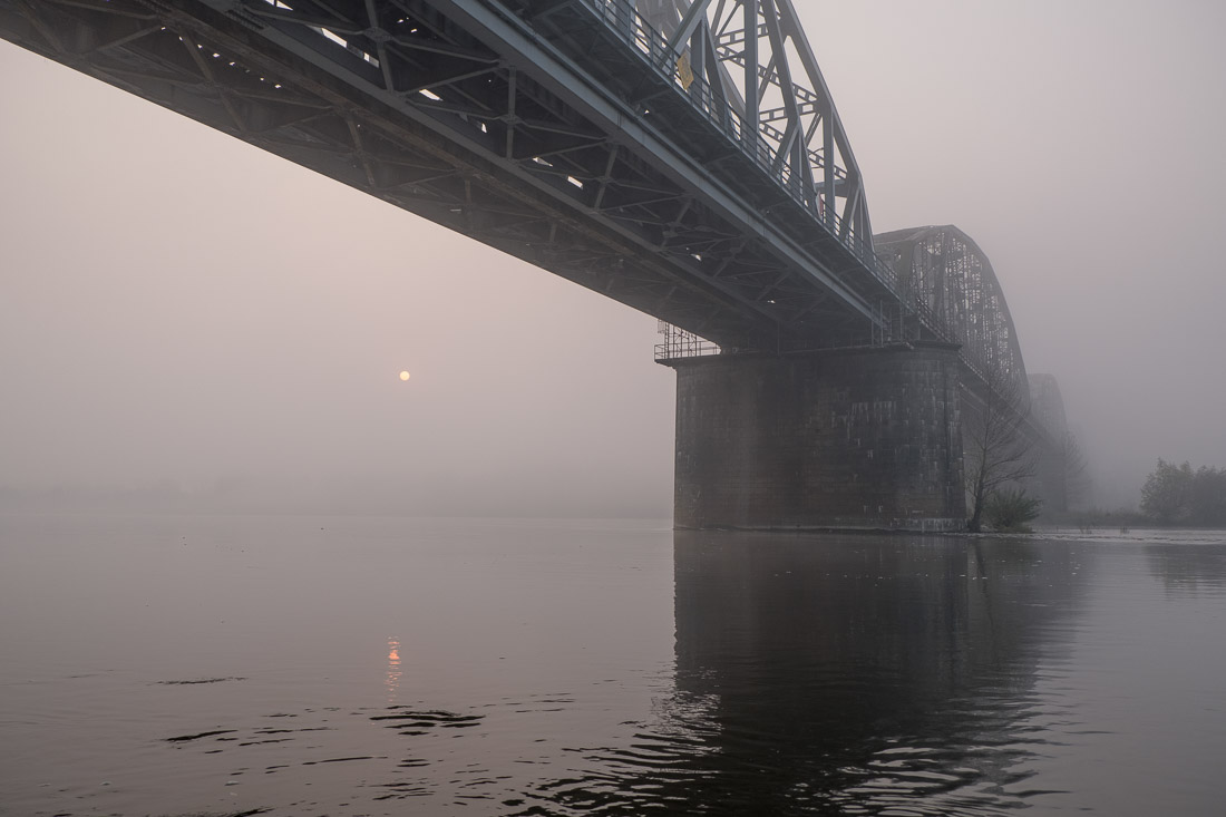 anna rusilko fotografia photography toruń jesień mgła starówka kujawsko-pomorskie