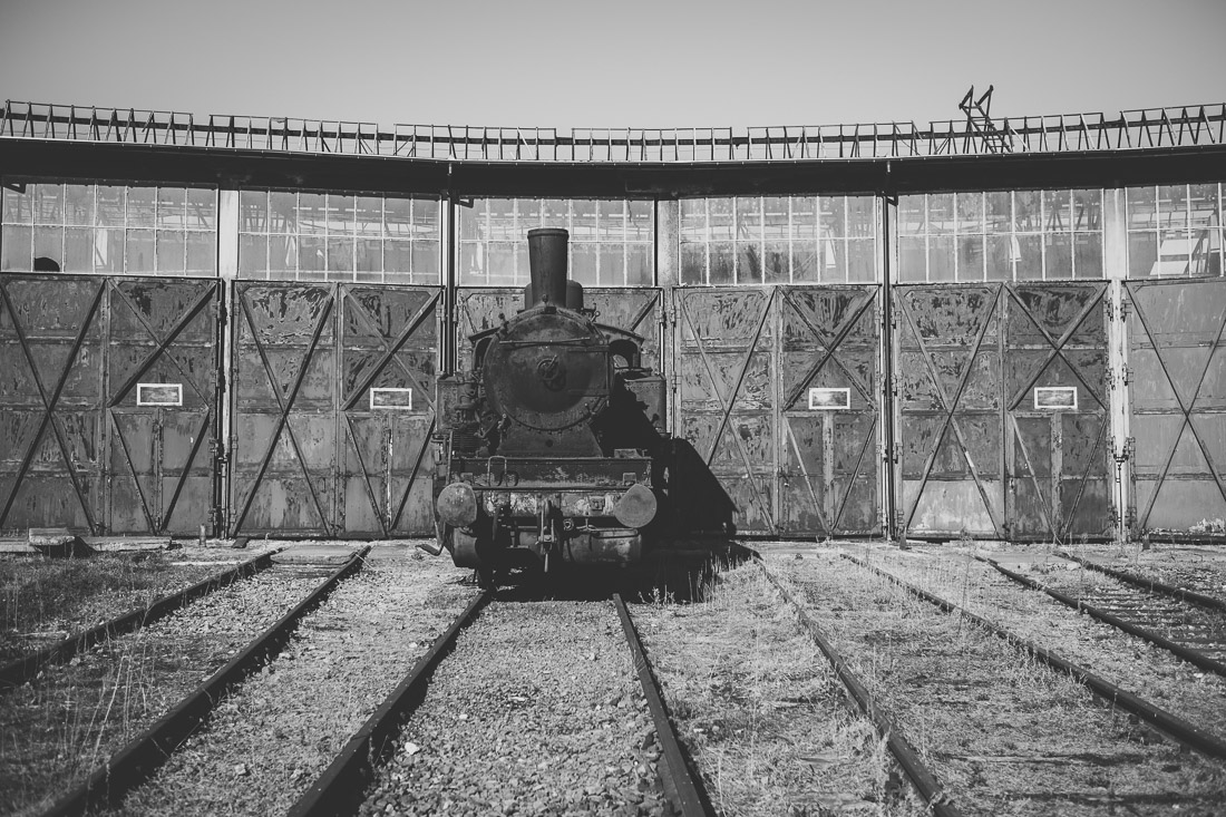anna rusilko fotografia photography lokomotywownia skierniewice pociągi locomotive engine trains poland urbex