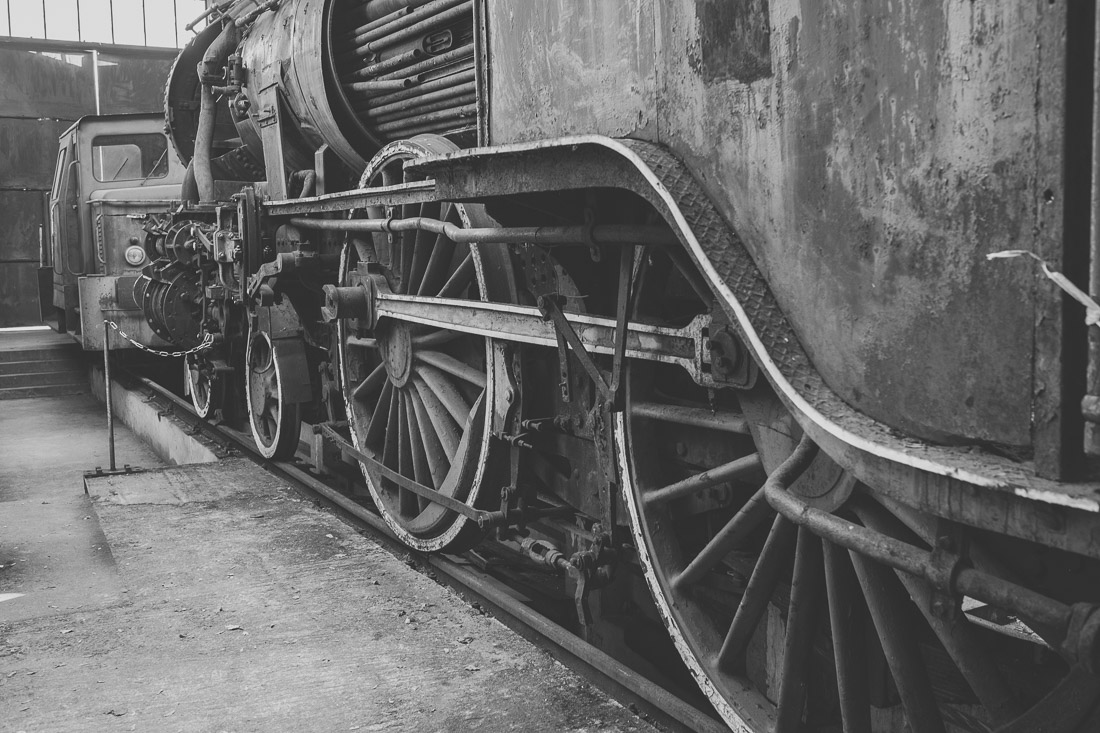 anna rusilko fotografia photography lokomotywownia skierniewice pociągi locomotive engine trains poland urbex