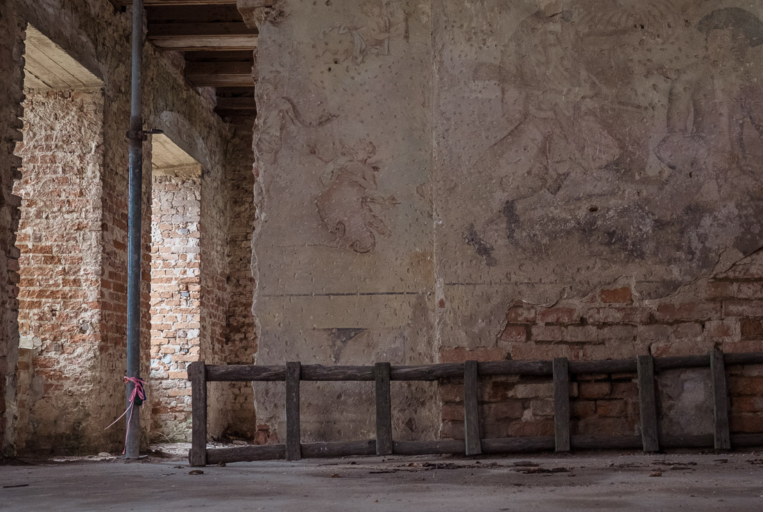 anna rusiłko fotografia photography opuszczony pałac abandoned palace piano urbex