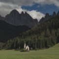 anna rusiłko fotografia photography santa magdalena włochy italy church kościół góry mountains alpy alps dolomity dolomites